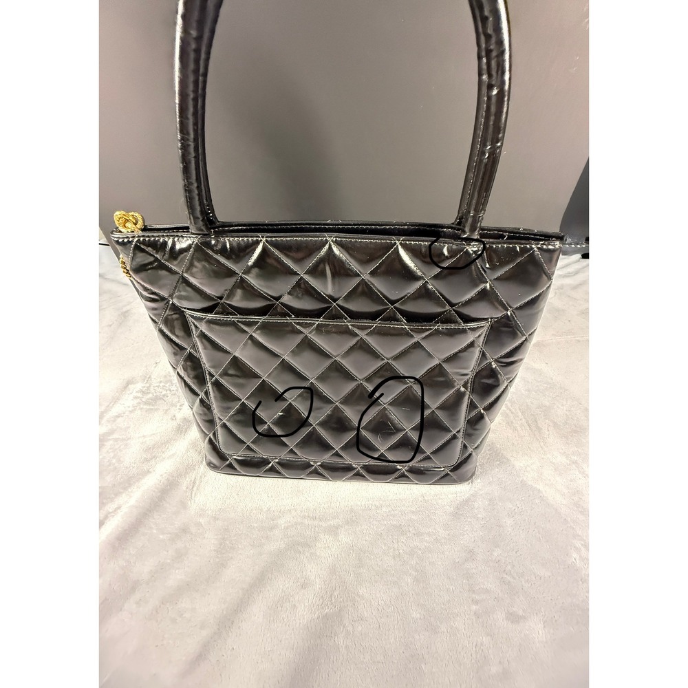 Chanel Black Patent Leather Quilted CC 24k Charm Tote Bag w/ Poshmark COA - Picture 11 of 16